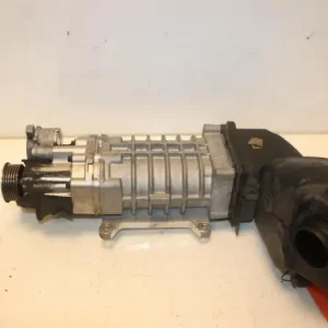 Nieuwe release - Compressor Volkswagen Golf O116077