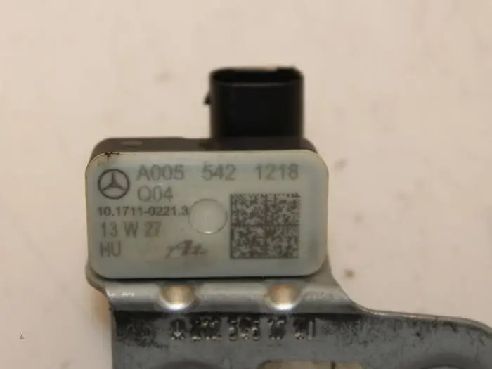 Airbag Sensor Mercedes E-Klasse O71565 - Veilig winkelen