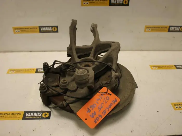 Zeer goed beoordeeld | Fusee rechts-achter Peugeot 407 O71955