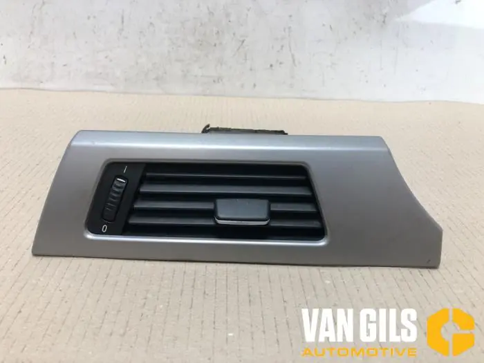Luchtrooster Dashboard BMW 3-Serie O238530 | Direct beschikbaar