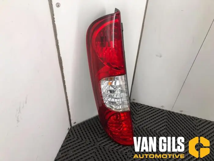 Achterlicht links Fiat Doblo O255805 - Uitverkoop