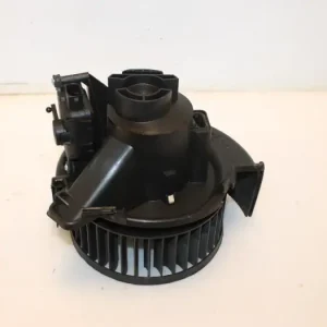 Bespaar nu - Kachel Ventilatiemotor Opel Zafira O68786